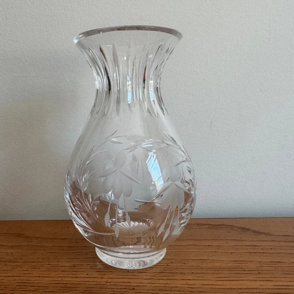 Vintage Etched Crystal Floral Bud Vase‎ Clear Glass Floral Fuchsia Design